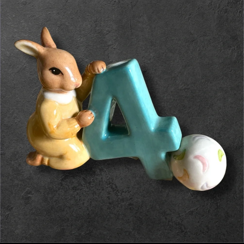 VTG 2004 by Royal Doulton Childhood Memories Bunnykins #4 Ceramic Cake Topper